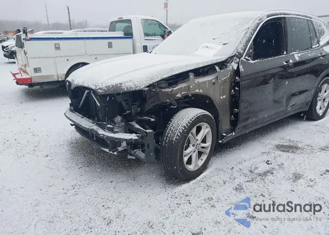 2020 BMW X3 xDrive30I z USA, uszkodzony, nr VIN 5UXTY5C09LLT34012